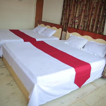 Provanil Guest House Puri Eksteriør bilde